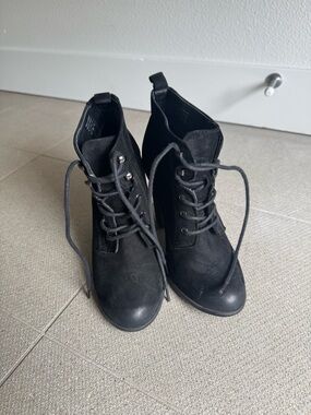 Aldo Black Lace-Up Ankle Boots with Heel